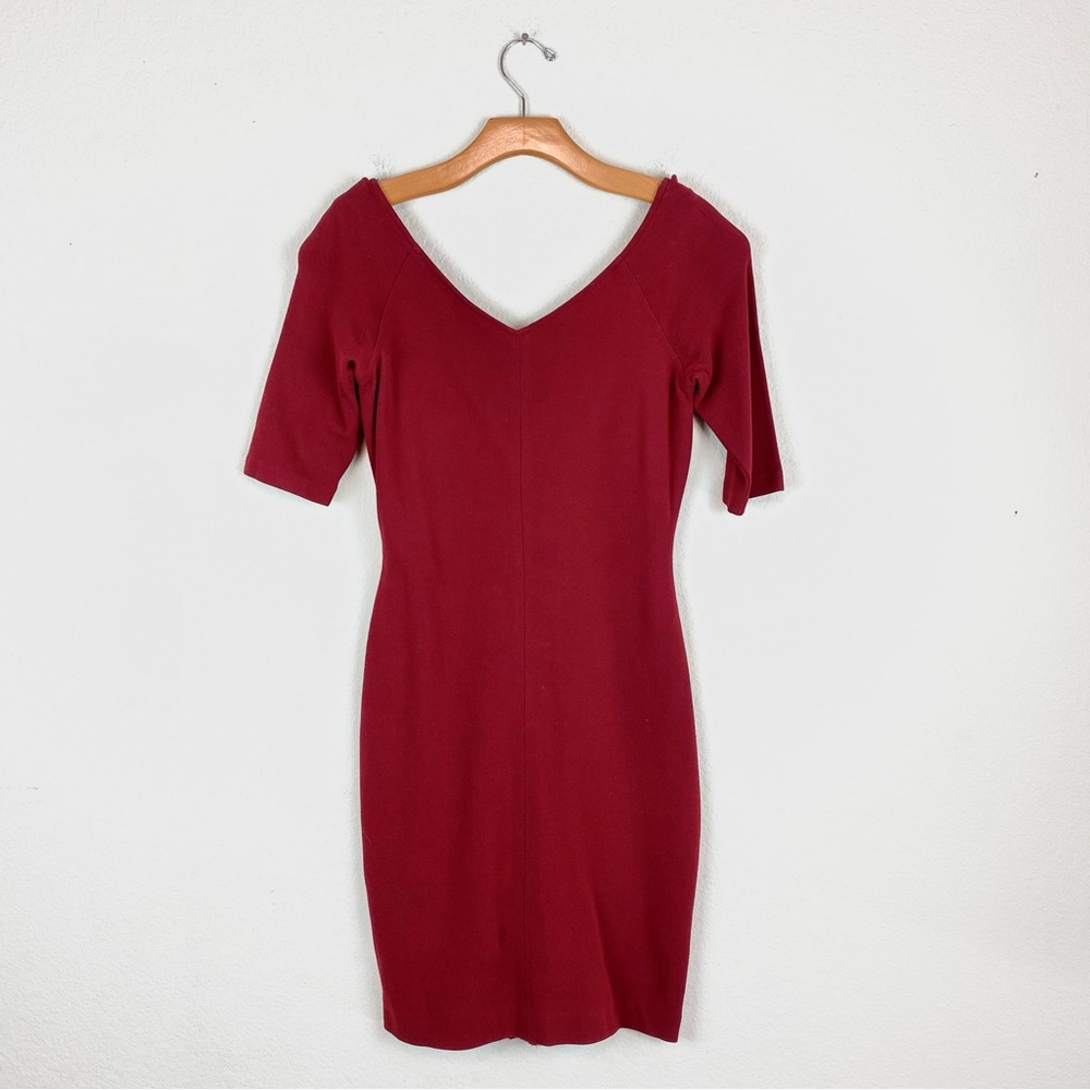 Laundry by Shelli Segal Body Con Midi V-Neck Dress